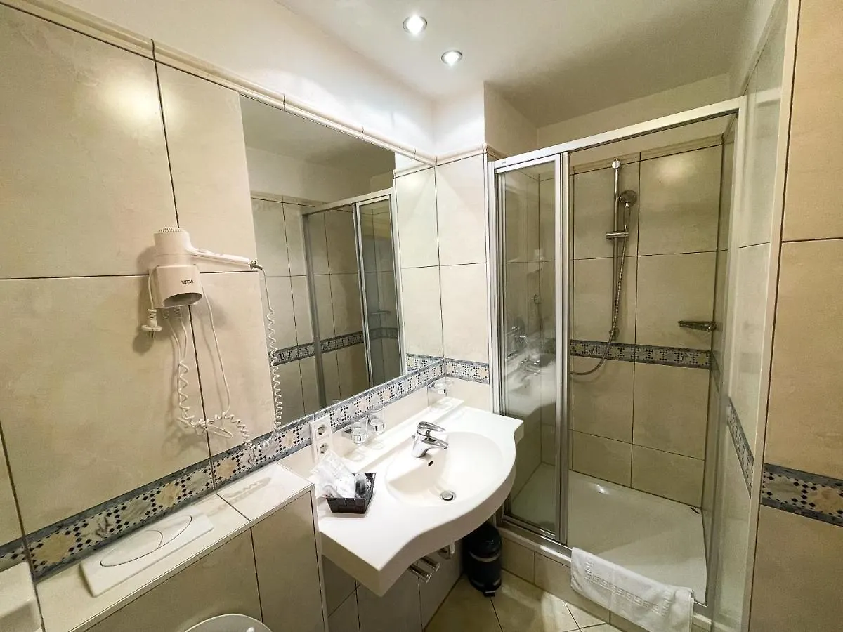 Hotel Bischofshof Braustuben Regensburg 3*,  Deutschland